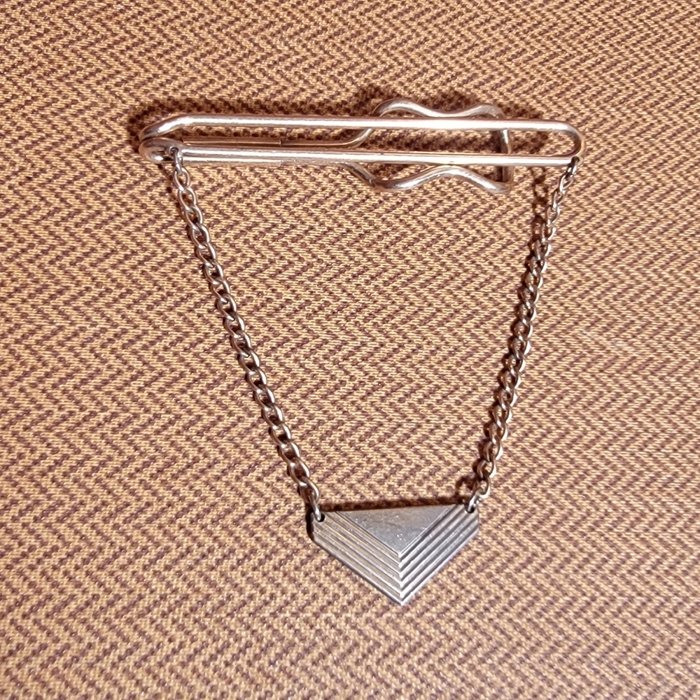 Vintage Hadley Tie Clip with Chain & Triangle Design Made in USA Midcentury feel